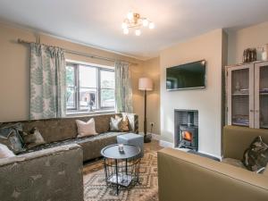 Cowslip Cottage-Ukc2457