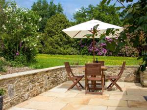 The Linney-Uk12576