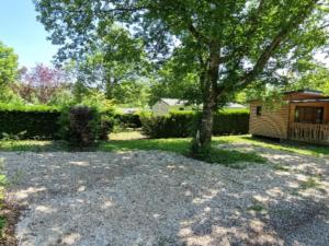 Chalet spacieux avec terrasse pour 5 personnes - API-1-52-1563