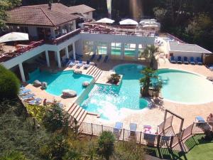 Mobil-home confortable avec terrasse à Espelette - API-1-52-1578