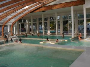 Mobil-home 5 pers. à Espelette avec terrasse - API-1-52-1580