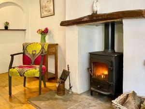 Brook House 1 - Uk1415