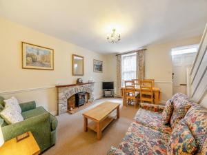 Tweed Cottage