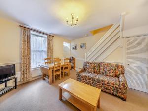 Tweed Cottage