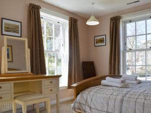 Oak Apple House