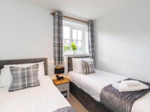 Dovecote House-Uk30233