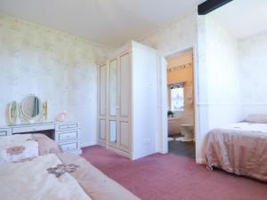 Coach House Protea Torquay