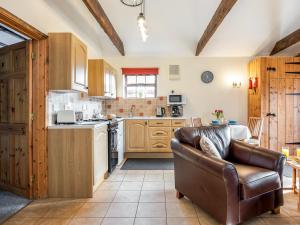 Owls Roost - Uk36323