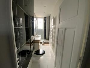 2-bedroom apartment, close to city center and CHU