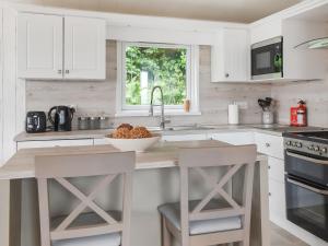 Edmonton Lodge - Uk50308