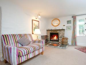 Tuckenhay, 3 Castle Cottage - Fcm