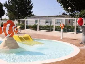 Mobil-home 3 Chambres, Terrasse Paisible - API-1-52-1630