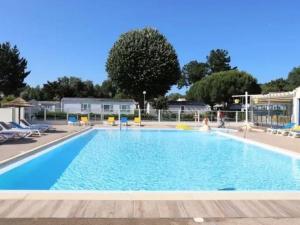 Mobil-home 3 Chambres, Terrasse Paisible - API-1-52-1630