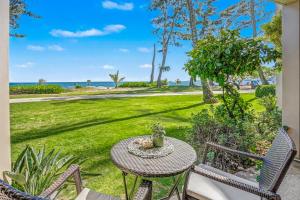 Romantic Oceanfront Escape
