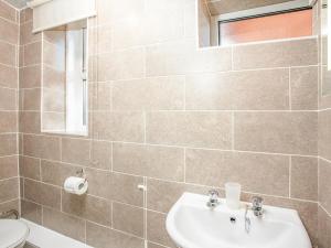 Apartment 2 - Uk35698