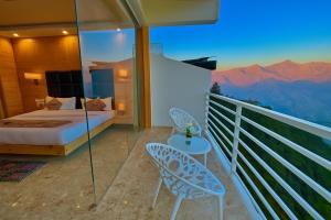Hotel Lily Woods, Mussoorie - A beautiful lavish & luxury hotel with mountain view managed by lily