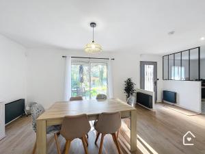 La Dinière - Calme - Jardin - 15mn du Futuroscope