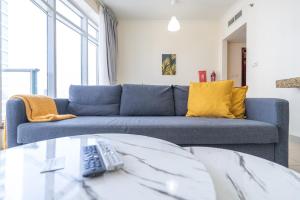 Free housekeeping visits during your stay - StayShort - Elegant 1BR Apartment in Downtown Ideal for 4