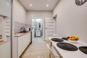 Central Platinum Apartments 26