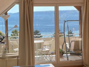 100m zum See, Traumhafte Dachwohnung mit Seeblick