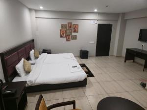InstaStay Inn