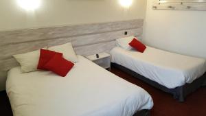 Hotels Hotel Les Ecrins : Chambre Familiale Standard