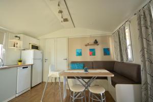 New West Coast Mobilhomes