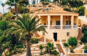 Villa Oliva, Stylish Mediterranean Villa with Spectacular Sea Views