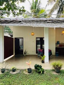 Lagoon Home Stay