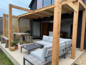 Coastal retreat with hot tub and panoramic views