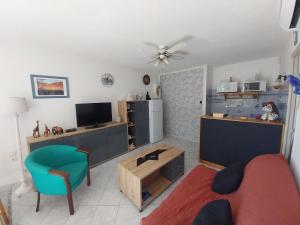 T2 RDC, Cabine, climatisé,terrasse et parking