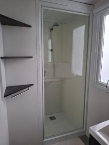 MH H24 3 chambres 1 salle de bain dans camping 4 étoiles