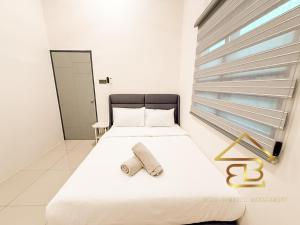 Ipoh Gunung Lang Mooncave Spacious 4BRHouse with 5 Queen Beds