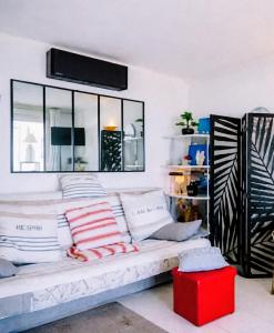 MOM Blue Paradise Front De Mer 3 étoiles 61 m2 CAPDiem 3 Clim - Idéal pr un Séjour de 15j ou plus ! Wifi, lit 160 - 4è Ascenseur, Parking, Piscine, Pétanque, Ping-pong - Pistes cyclables - Golf & Tennis à 10 mn