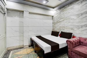 Hotel O ANANT ONE HOTEL AND BANQUETS