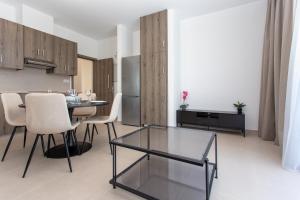 BlueStar Limassol Suites