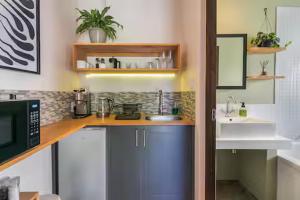 Separate Private Room, Own Entrance, Leisure Isle