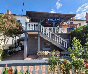 Apartments Monterosso with parking space