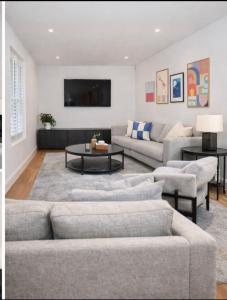 Beautiful 3-Bedroom House on the Edge of Hyde Park