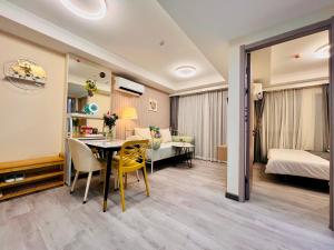 The One Condo U7 1BR with Pool Near Central Festival Feel at Home