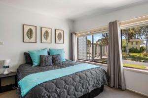 Mollymook Beach Haven - near ocean & golf course