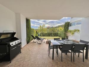 8 - Apartment with garden in La Mairena, Ojen