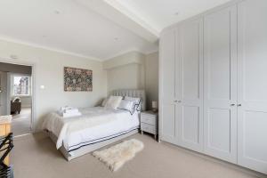 Chelsea Chic, Light Filled, Upscale