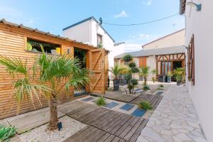 La Deauvillaise avec Terasse, Spa & Sauna