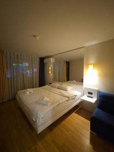 Studio 2339 With Balcony