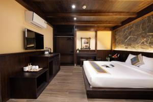 Mường Hoa Valle Home