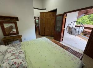 Casa de Alto Padrão em Guaecá 300m da praia