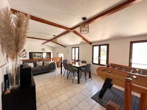 Chic et Reposant, 2 chambres avec Terrasse, Spa & Sauna