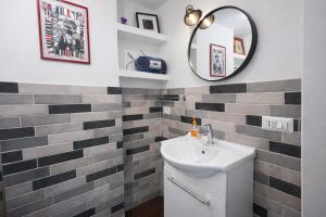 15 MIN FROM THE VATICAN Wi-fi and garden