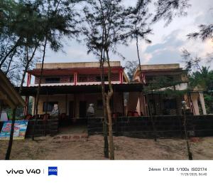 Silver sand beach resort